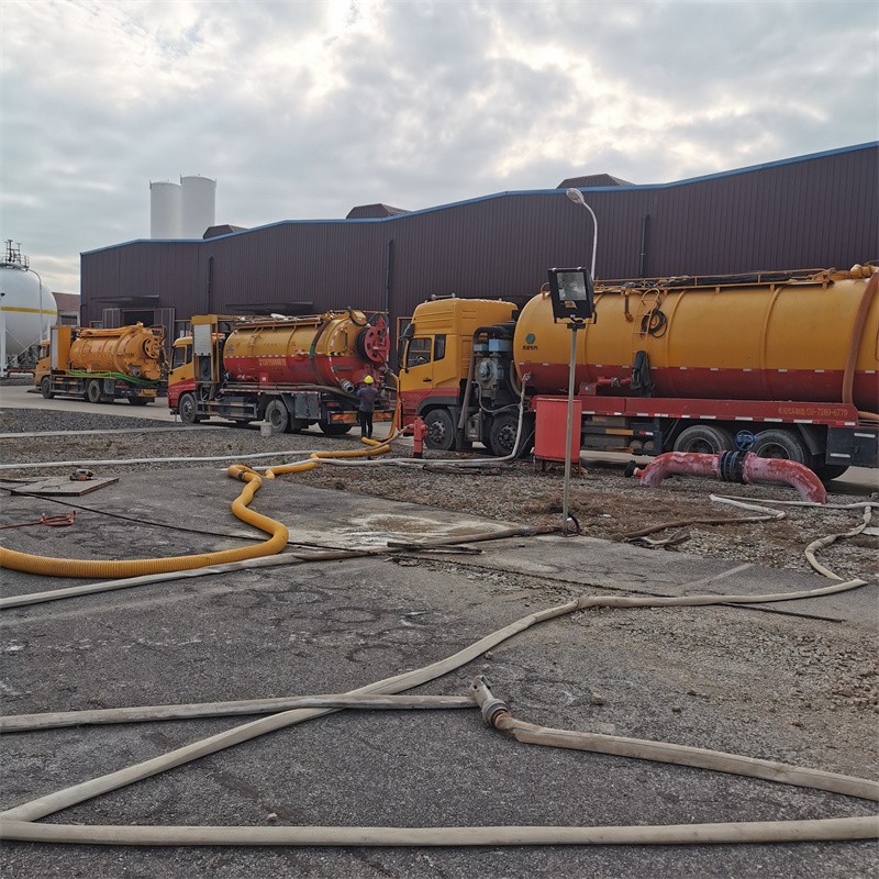 玉泉污水池清理